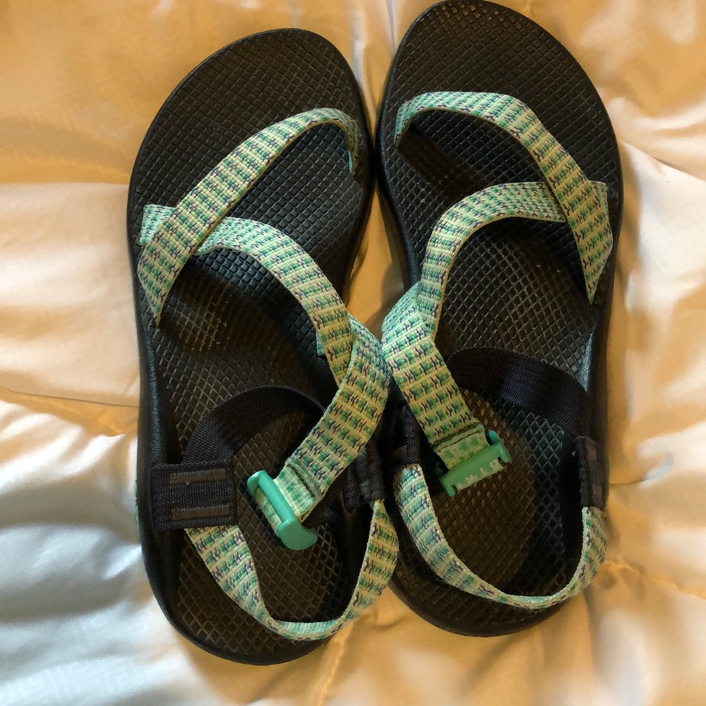 Chaco size 10